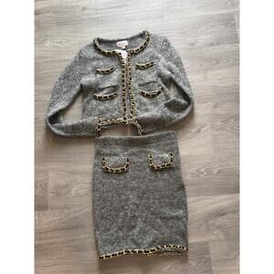 NWT L’atiste size small gray skirt & jacket set suit